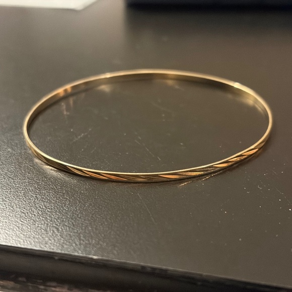 Solid 10k 10kt Yellow Gold Vintage Bangle Bracelet - Picture 1 of 5